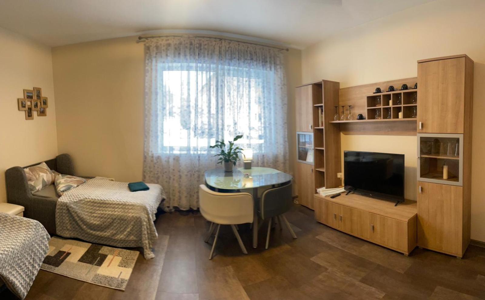 Studio Apartamenti Cesis Luaran gambar