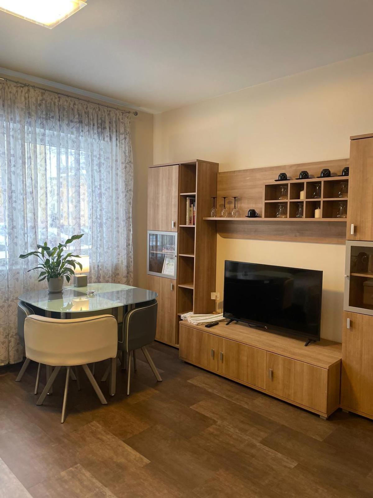 Studio Apartamenti Cesis Luaran gambar